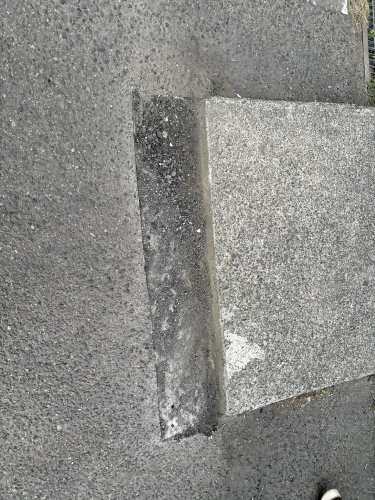 荷受けスロープの段差解消